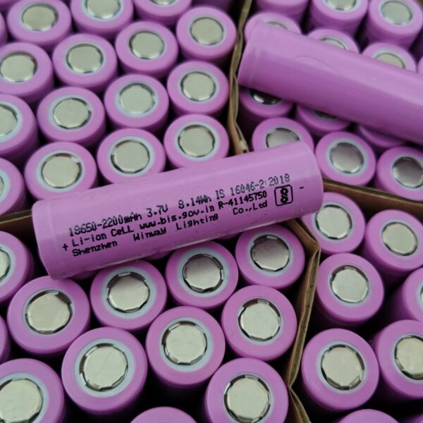 18650 3.7V 2200mAh Lithium-Ion Rechargeable Cell